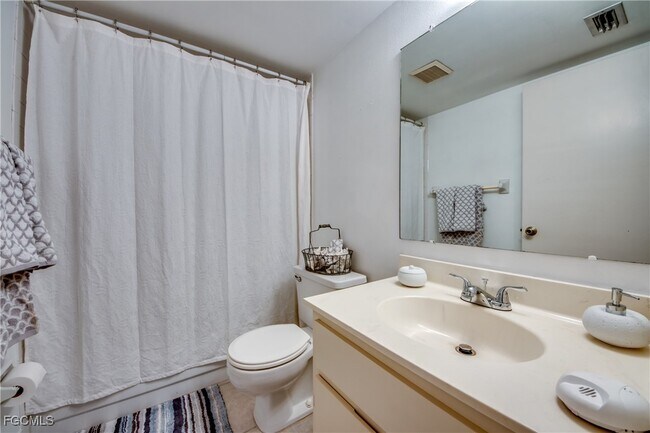 Building Photo - 12920 Sandpoint Ct