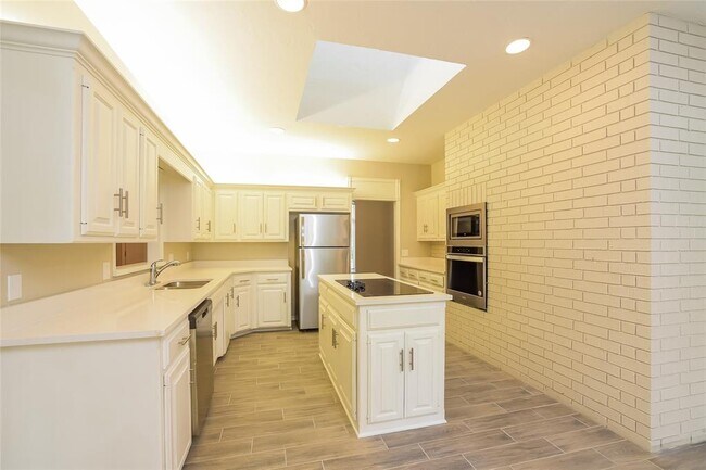 Building Photo - 2809 NW 158th St