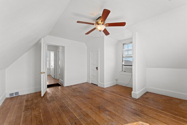 Building Photo - 4800 Holdings LLC