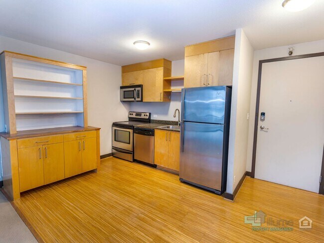 Building Photo - Ideal Urban Retreat – 1-Bedroom Near PSU with Great Amenities