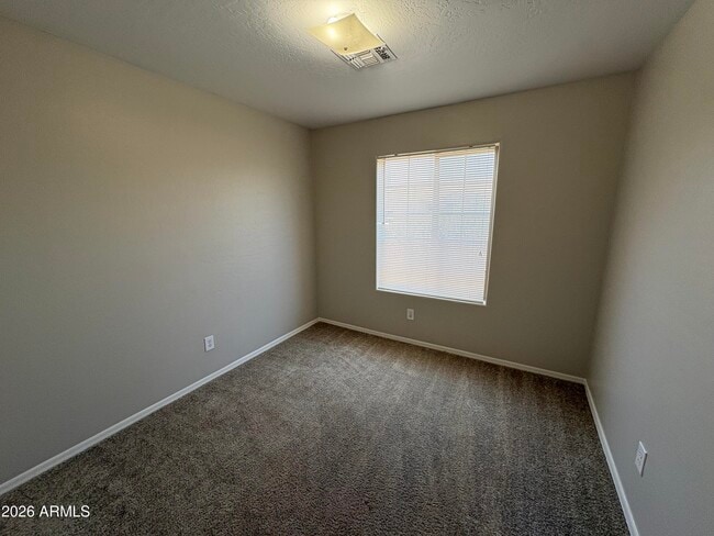 Building Photo - 13303 W Desert Rock Dr