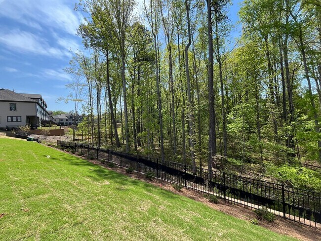 Building Photo - Newly Built 2BD, 2.5BA Apex Townhome in an HOA Community Near RDU Airport, RTP, and Fenton
