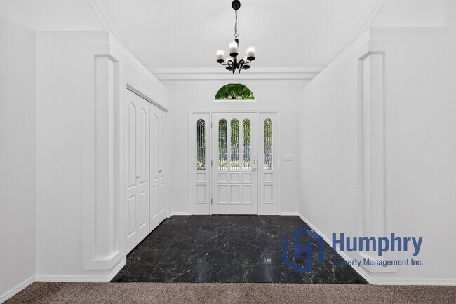 Building Photo - Beautiful home in Eagle near Eagle Hills Golf Course