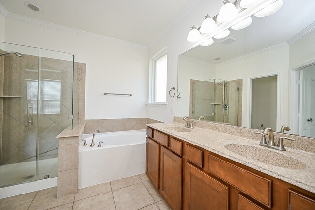 Building Photo - 10130 Forrester Trail