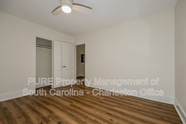 Building Photo - 1239 Sunset Dr
