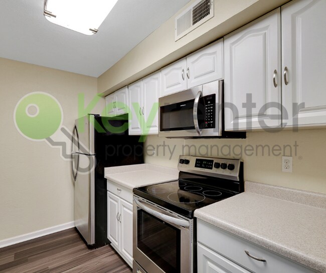 Building Photo - 600 Del Verde Cir