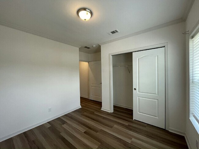Building Photo - 13123 Lime Ave