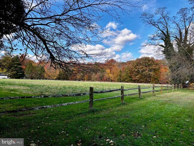 Building Photo - 410 Wharf Rd