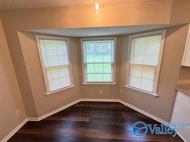 Building Photo - 2617 Venetian Way NW