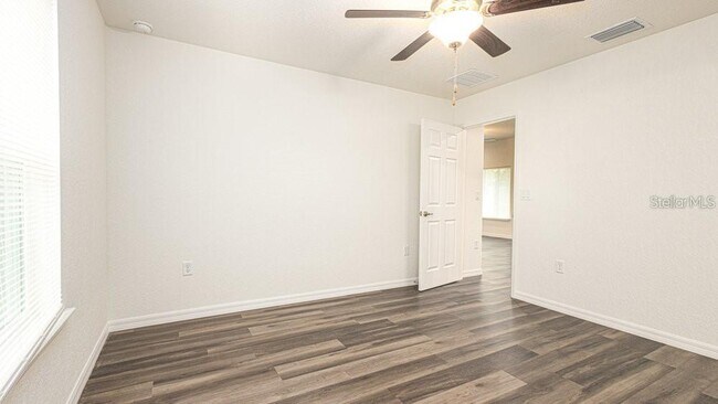 Building Photo - 151 Malauka Rd