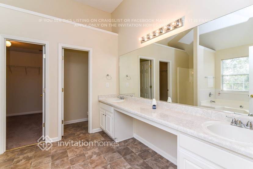 Building Photo - 6133 Wurtenburg Ln