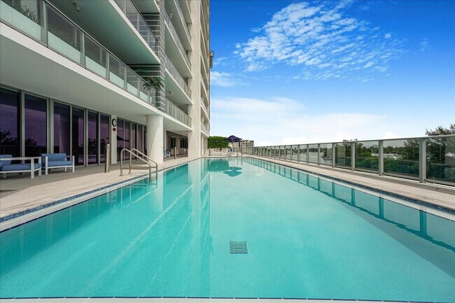 Building Photo - 1180 N Federal Hwy