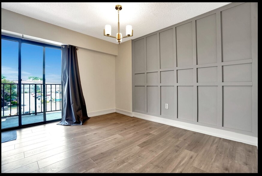 Building Photo - 10 N Wood Ave