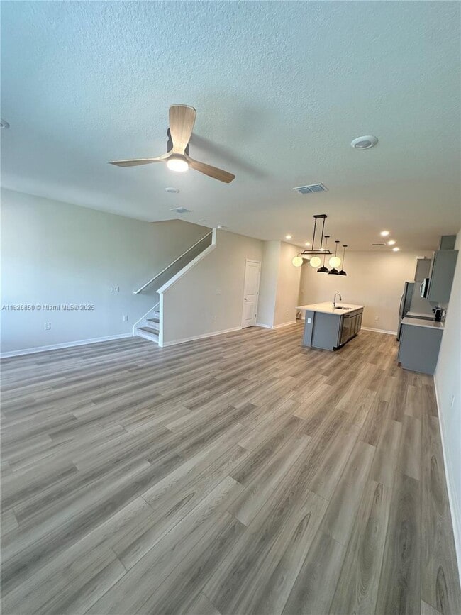 Building Photo - 6364 Tabebuia Pkwy