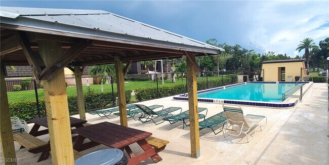 Building Photo - 12348 Woodrose Ct