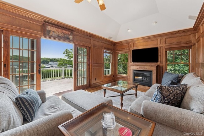 Building Photo - 40 Overlook Dr