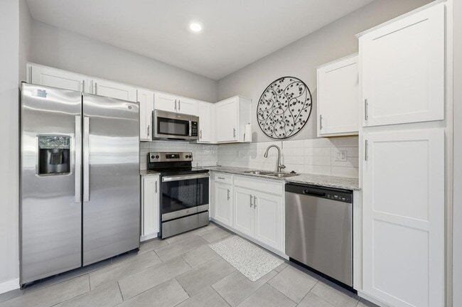 Building Photo - 8347 N 22nd Dr