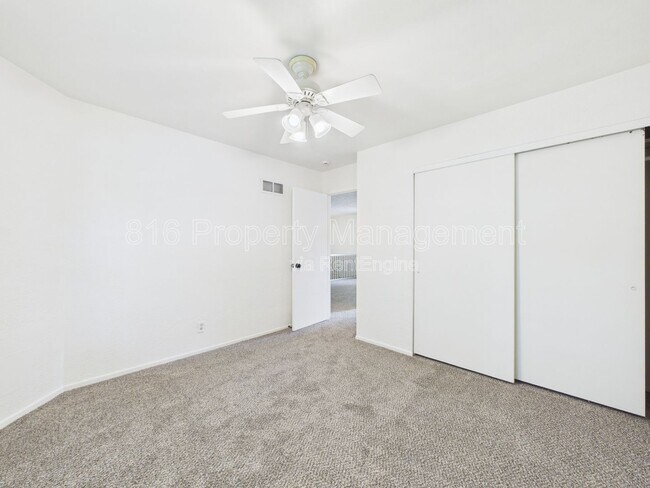 Building Photo - 2833 Tepee Ave