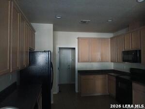 Building Photo - 14230 Real Delight