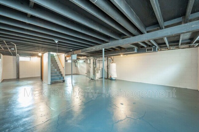 Building Photo - 4001 83rd St