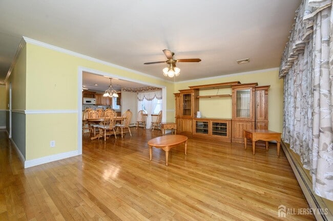 Building Photo - 496 Ragland Dr