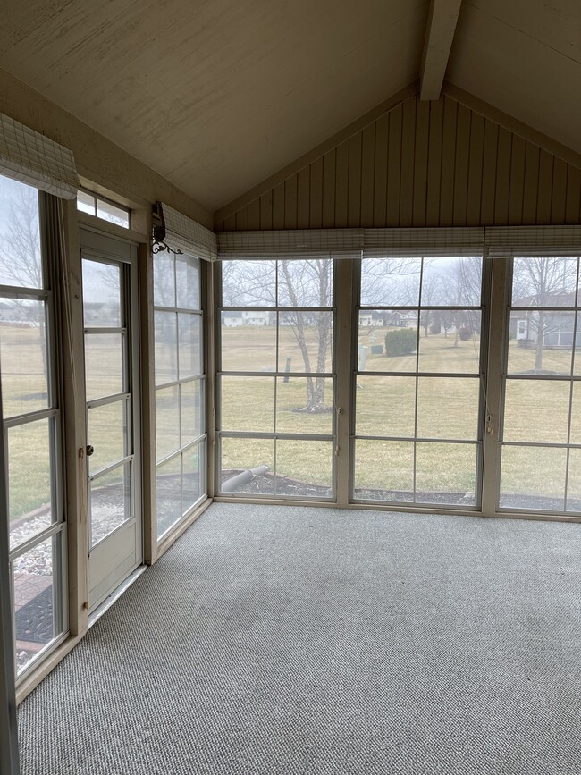 Building Photo - 5335 Blossom Ridge
