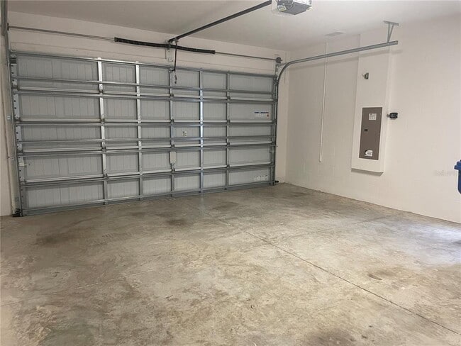 Building Photo - 3072 Hollow Hickory Pl