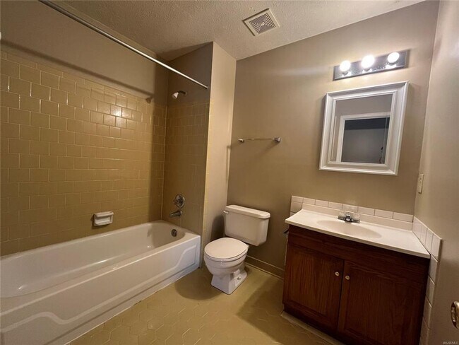 Building Photo - Spacious 4BR/2BA Home In Montgomery, AL