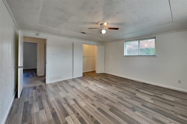Building Photo - 7624 Oak Garden Trail
