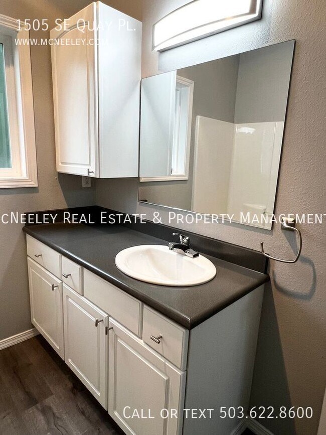 Building Photo - 1505 Quay Pl
