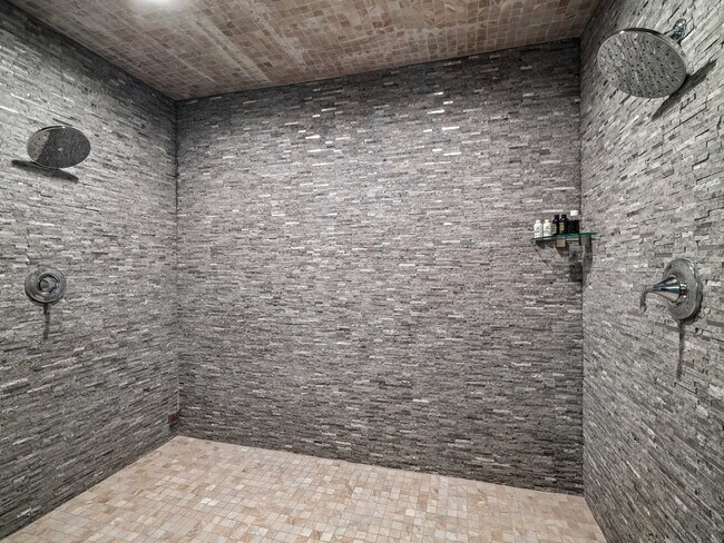 Building Photo - 117 Partridge Ln
