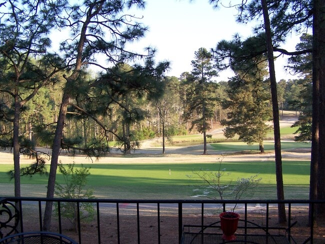 Building Photo - 7 Foxfire Blvd