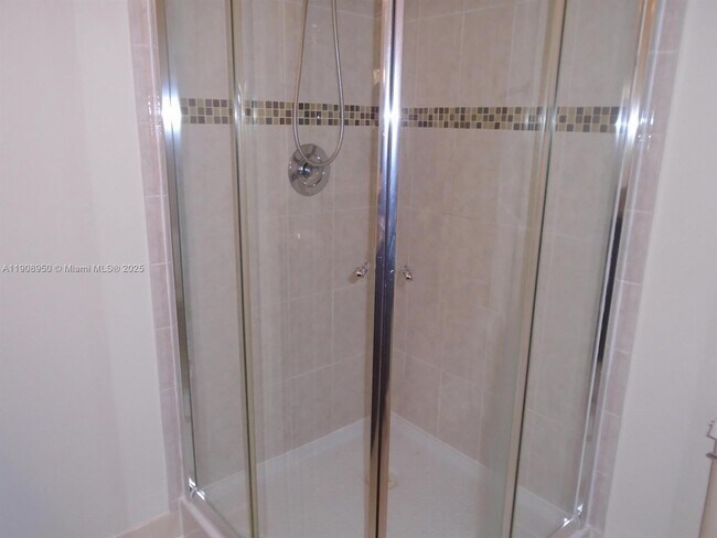 Building Photo - 597 Green Springs Pl