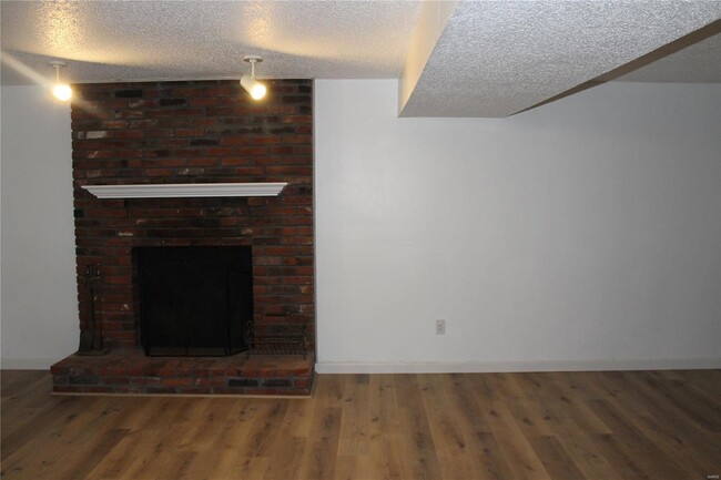 Building Photo - 12823 Calamaide Ct