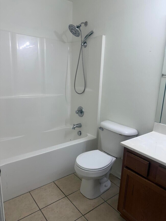 Building Photo - 2593 Rockaway Pl