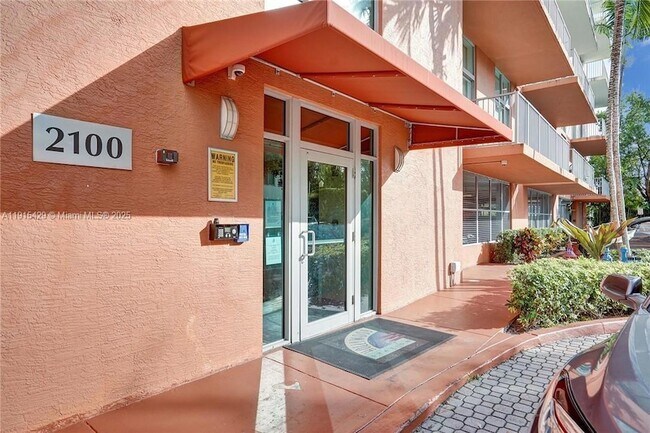 Building Photo - 2100 Van Buren St