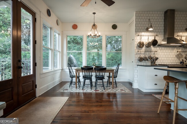 Building Photo - 290 Milledge Cir