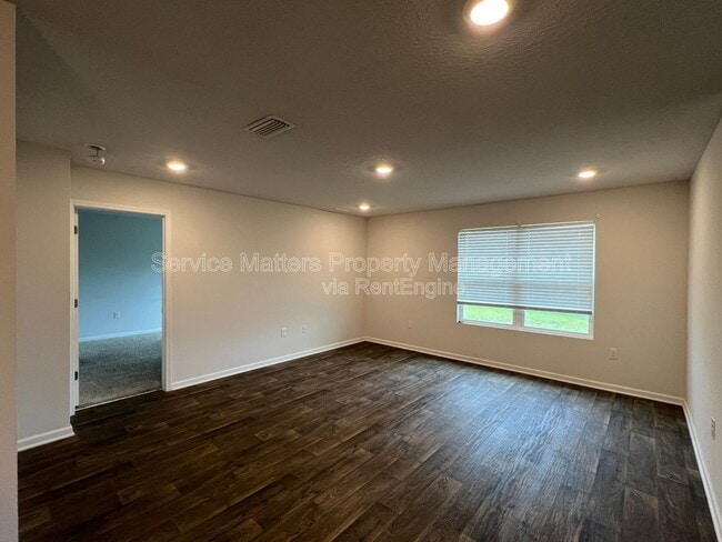 Building Photo - 5740 Guinevere Ln