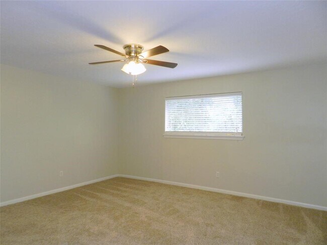 Building Photo - 9403 Oxted Ln