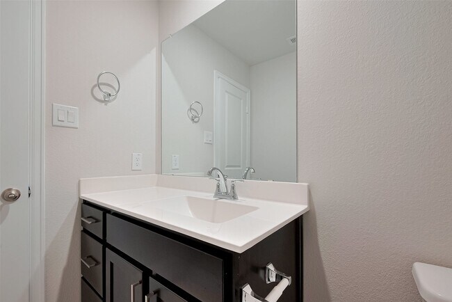 Building Photo - 2405 Seamist Cv Ln