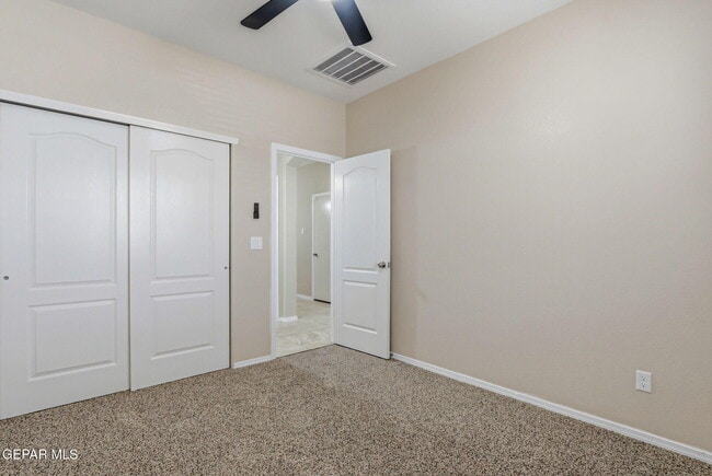 Building Photo - 14458 Vincent Kalel