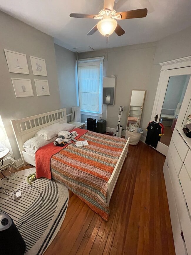 Building Photo - 3006 Guilford Ave