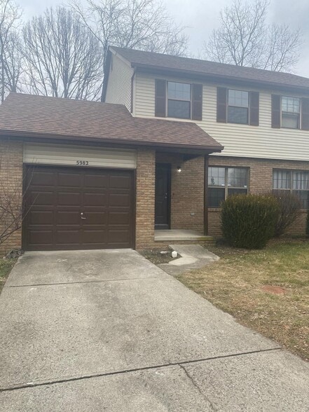 Primary Photo - 5982 Little Brook Way