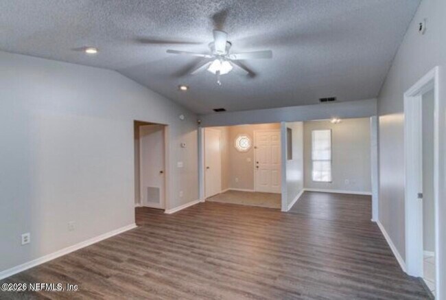 Building Photo - 4641 Yerkes St