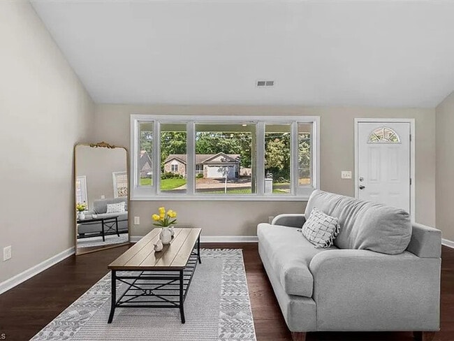 Building Photo - Earn Wealth While Leasing - Like a Homeowner - Lease to Own