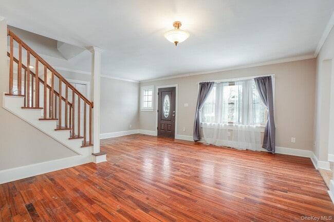 Building Photo - 18 Ketcham Dr