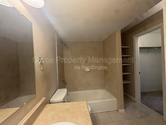 Building Photo - 2740 W 86th Ave