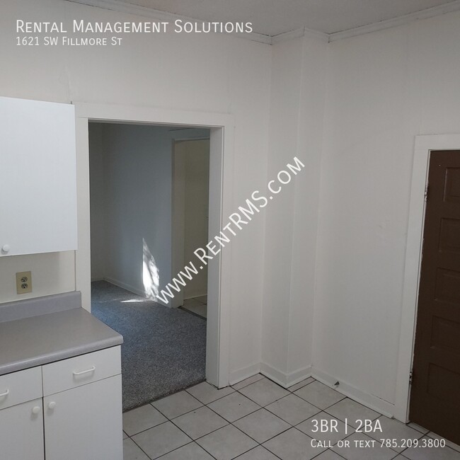 Building Photo - **MOVE-IN SPECIAL**1621 SW Fillmore St - 3...