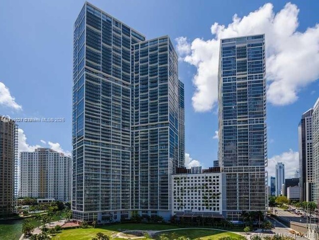 Primary Photo - 475 Brickell Ave