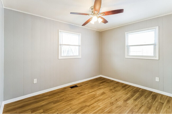 Building Photo - 2659 Niagara St